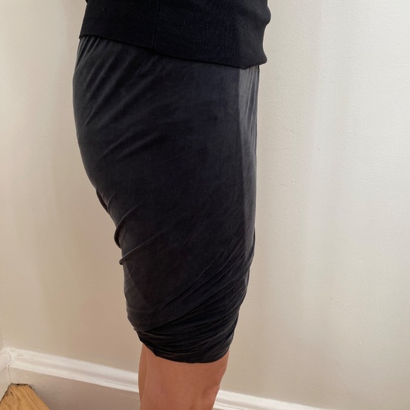 Calvin Klein Ruched Cupro Skirt Gray Charcoal Bodycon - Size S - Picture 4 of 8